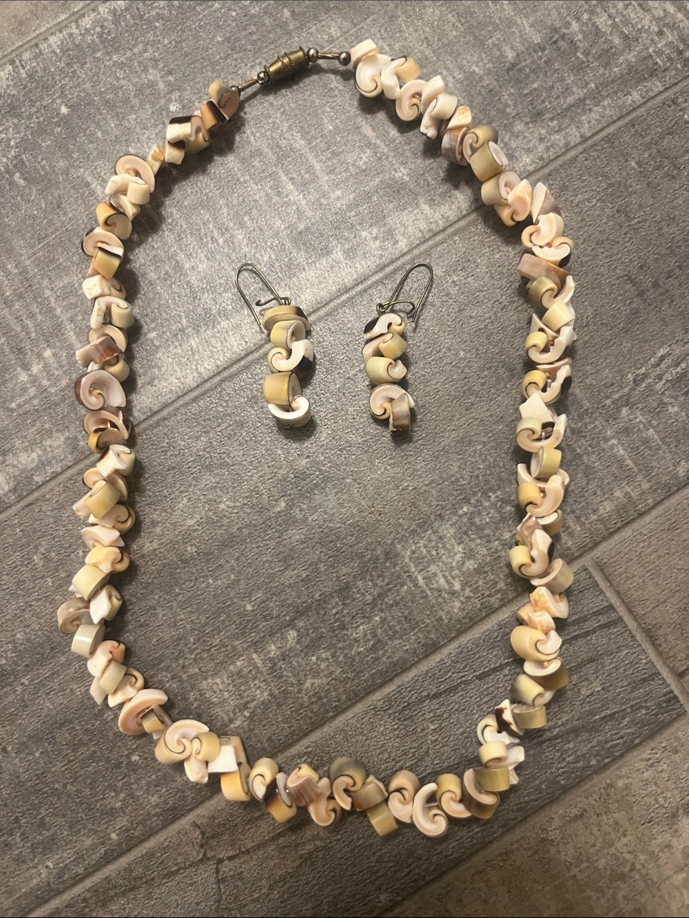 Shell Bead Necklace & Earrings - Cream and Tan